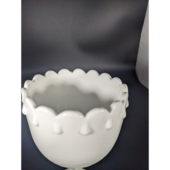 Vintage Indiana Milk Glass Goblet Tear Drop Scalloped Pedestal Compote MCM - Picture 4 of 7